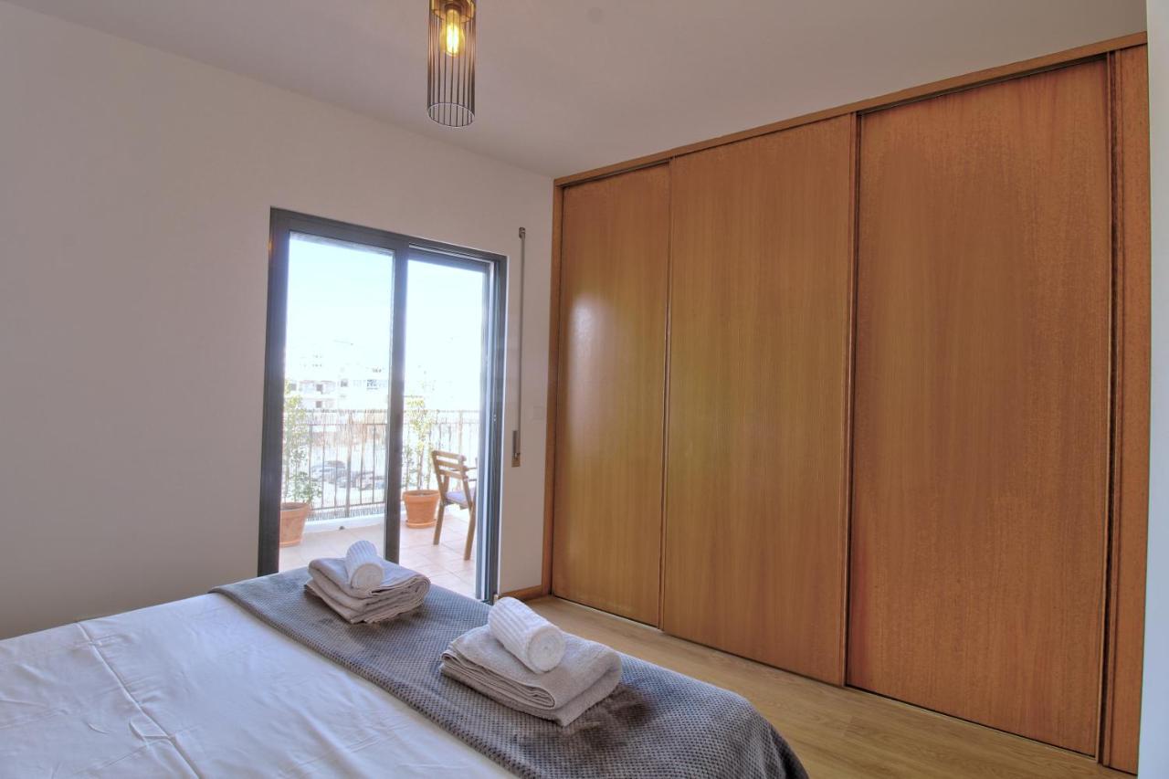 Spacious Terrace, Swimming Pool, Private Parking Олян Екстер'єр фото
