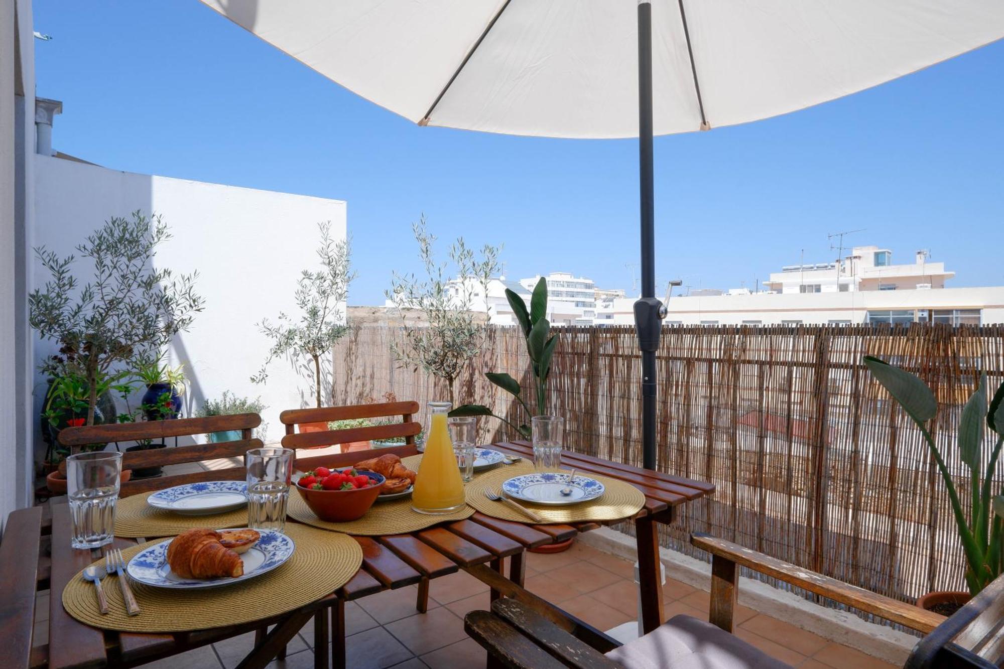 Spacious Terrace, Swimming Pool, Private Parking Олян Екстер'єр фото