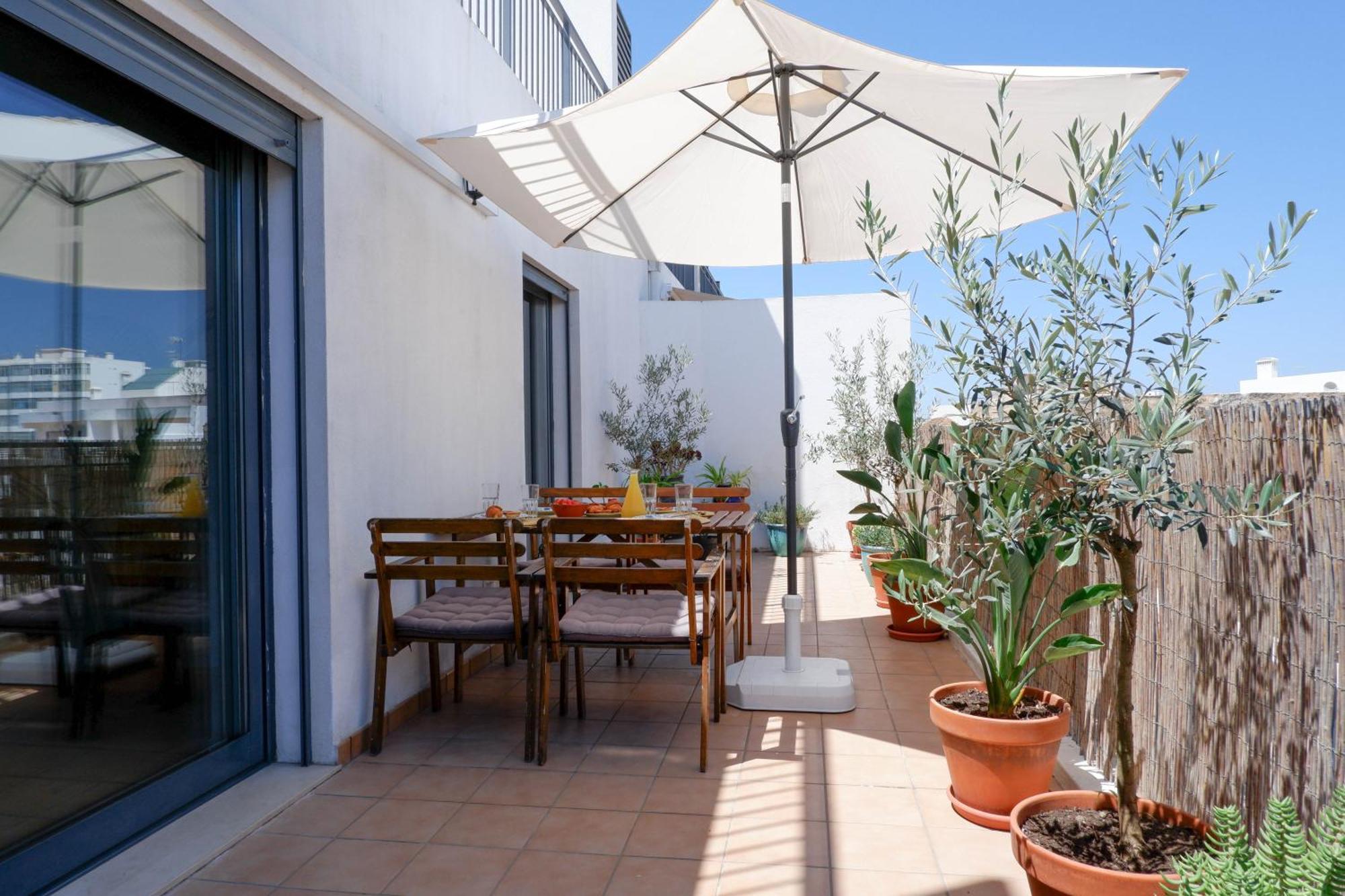 Spacious Terrace, Swimming Pool, Private Parking Олян Екстер'єр фото
