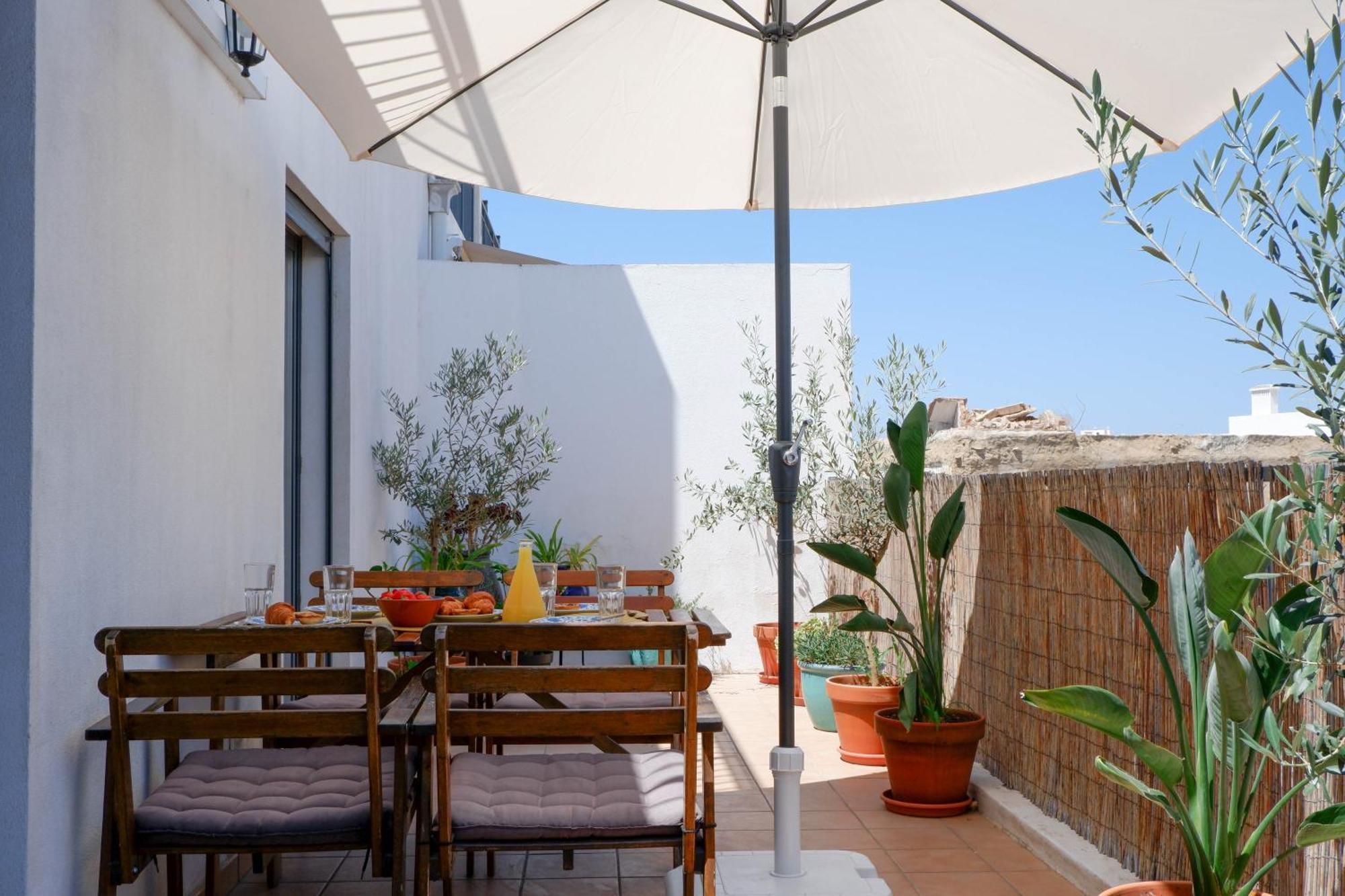 Spacious Terrace, Swimming Pool, Private Parking Олян Екстер'єр фото